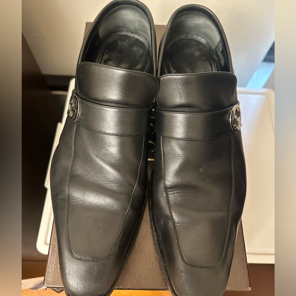 Gucci men shoes size 10